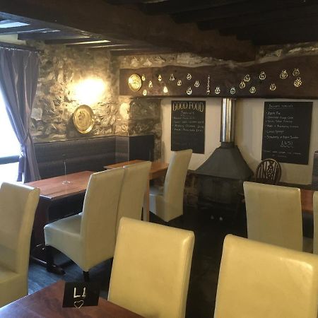 The New Inn Oswestry Exteriör bild